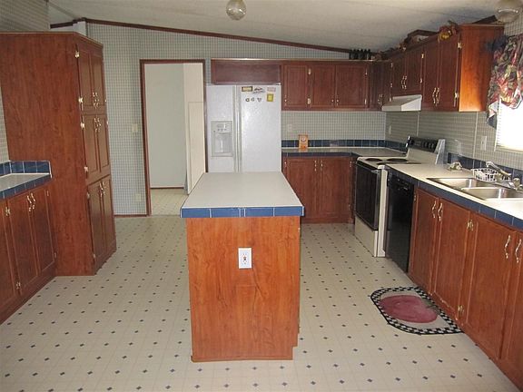 3rd image of 2406 Freeman St