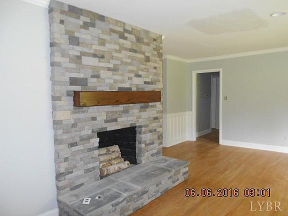 2nd image of 1500 Northwood Cir