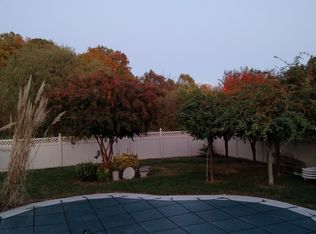 18272 Waterview Ln, Saint Inigoes, MD 20684