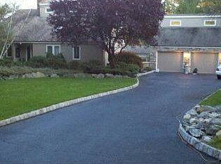 89 Chapel Hill Ter, Kinnelon, NJ 07405