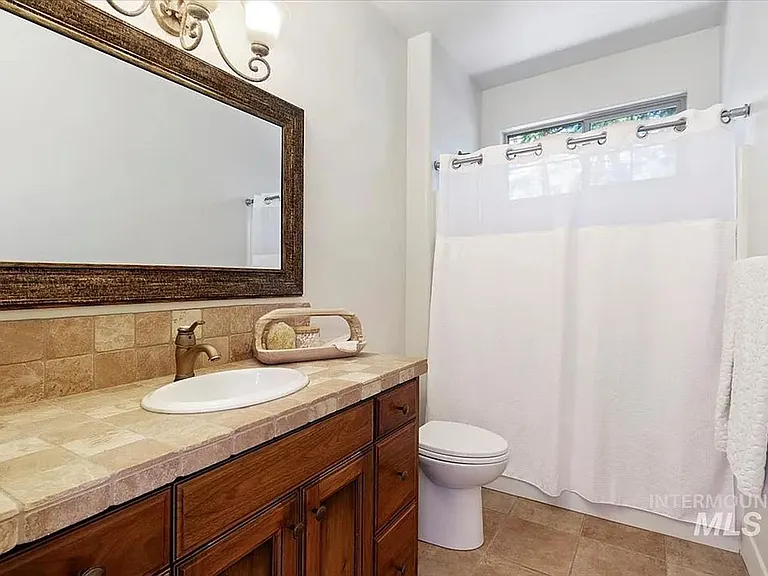 966 W Watersford Dr — Photo 28