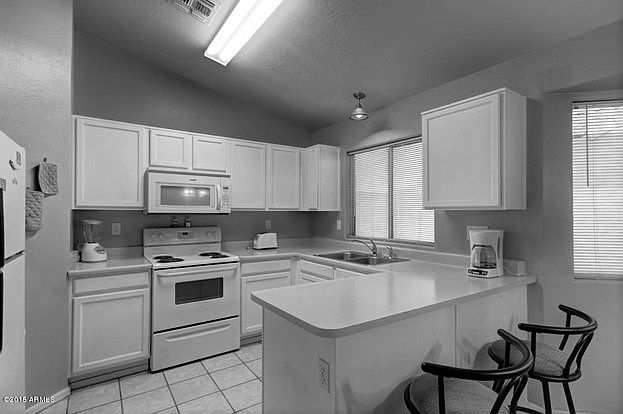 1st image of 8520 W Palm Ln Unit 1092