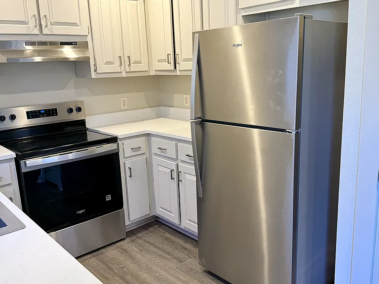 509 W Briarbrook Ln — Photo 5