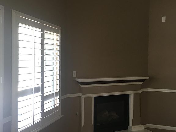 3rd image of 6435 N Bain Ave