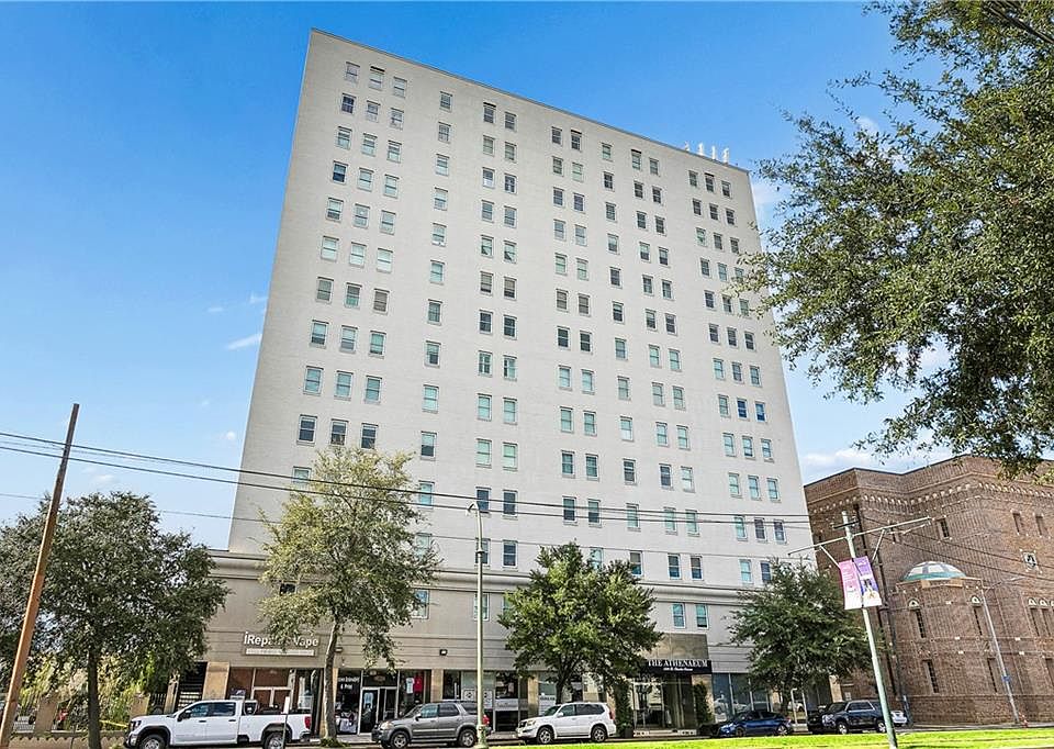 1st image of 1205 Saint Charles Ave APT 810
