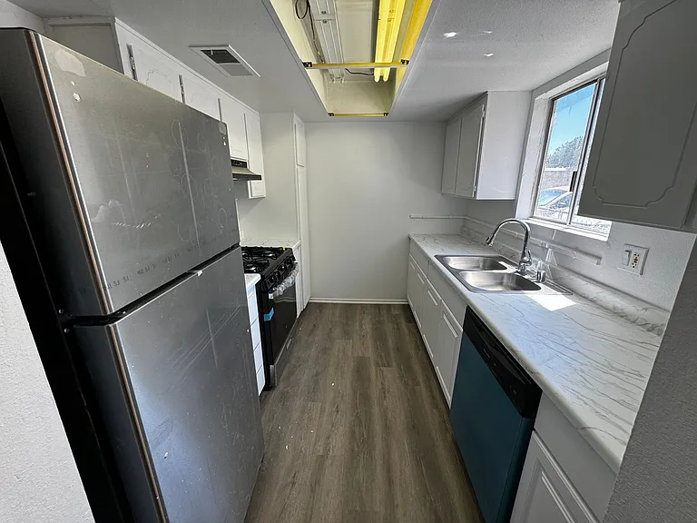 3336 Sylvia St #A — Photo 8