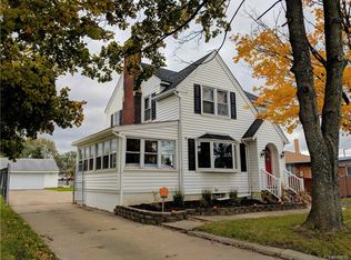 4717 Lake Shore Rd, Hamburg, NY 14075