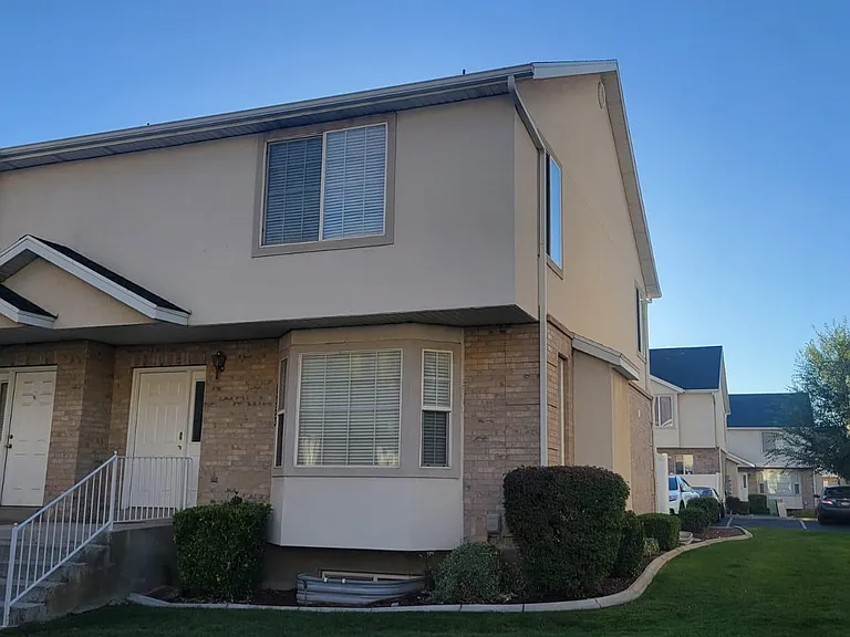1353 S 1440 E — Photo 1