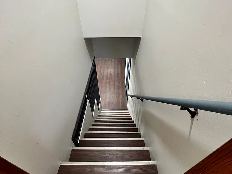 62 Woodlawn Dr — Photo 12