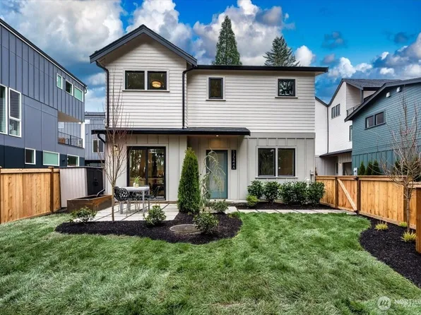13544 39th Avenue NE #A, Seattle, WA 98125