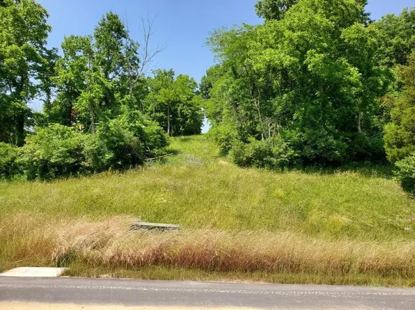 3321 Alpine Dr, Lawrenceburg, IN 47025