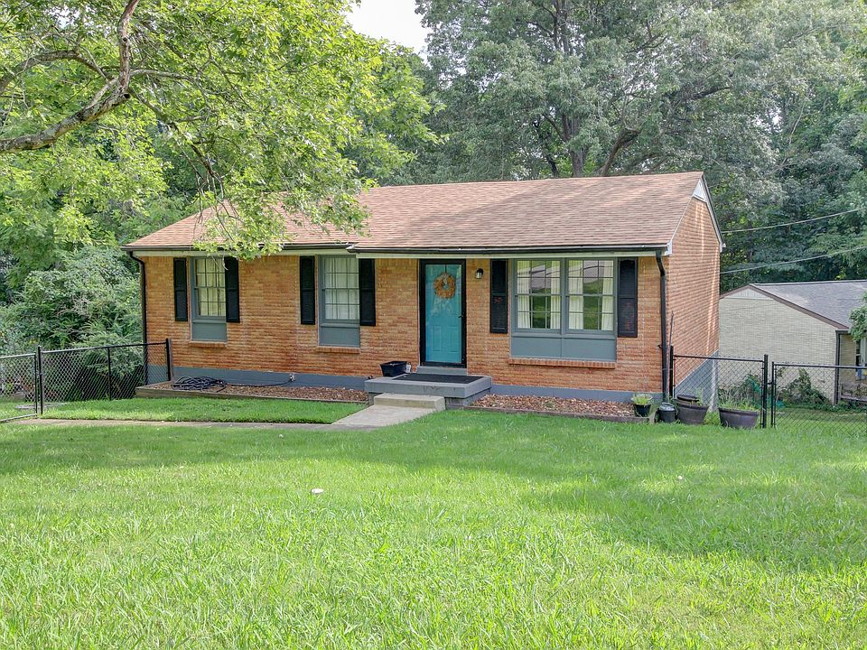 1st image of 115 Jay Cir
