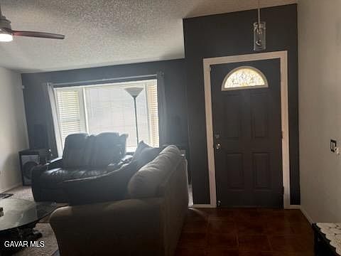 3rd image of 1017 E Avenue K6