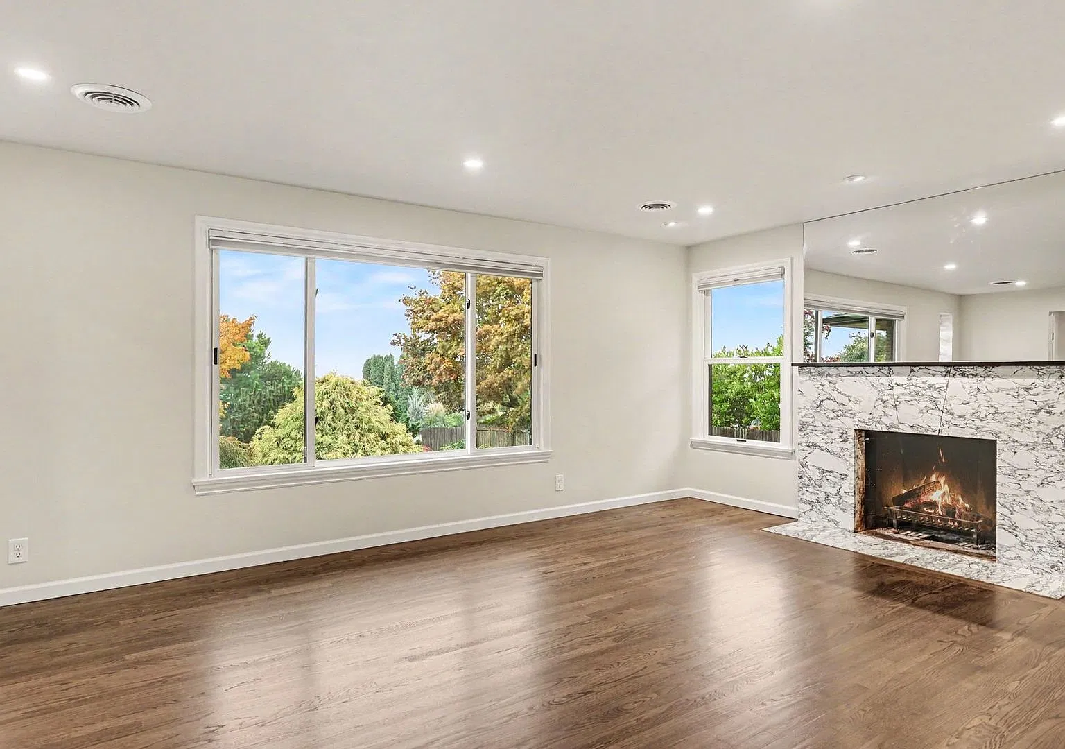 5Bd/3Ba Seattle Home — Photo 4