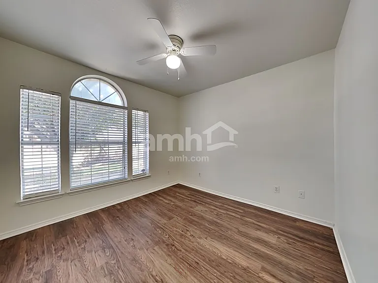 223 Lake Texoma Dr — Photo 13
