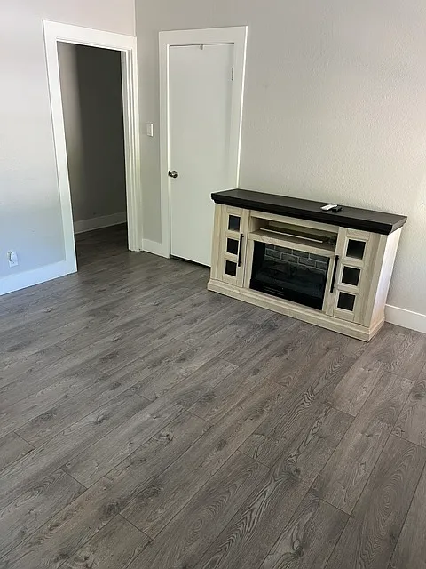 5554 Marysville Road - A — Photo 2