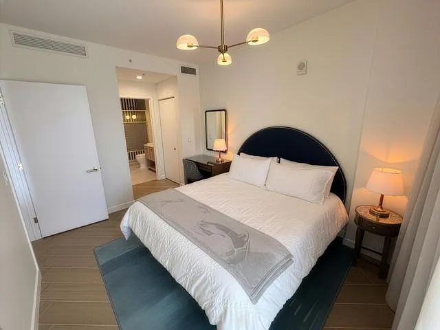 Nomad Residences — Photo 3