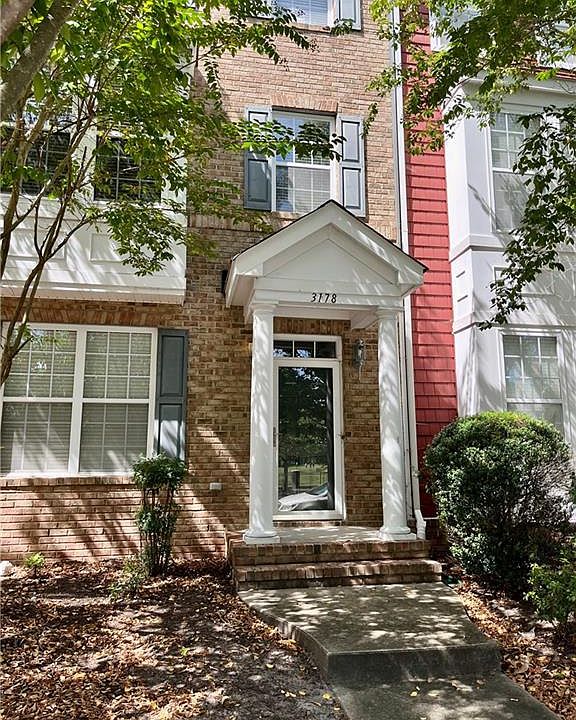 1st image of 3178 Greenwood Dr