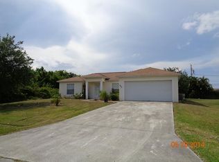 925 Caravan Ave, Port Saint Lucie, FL 34983