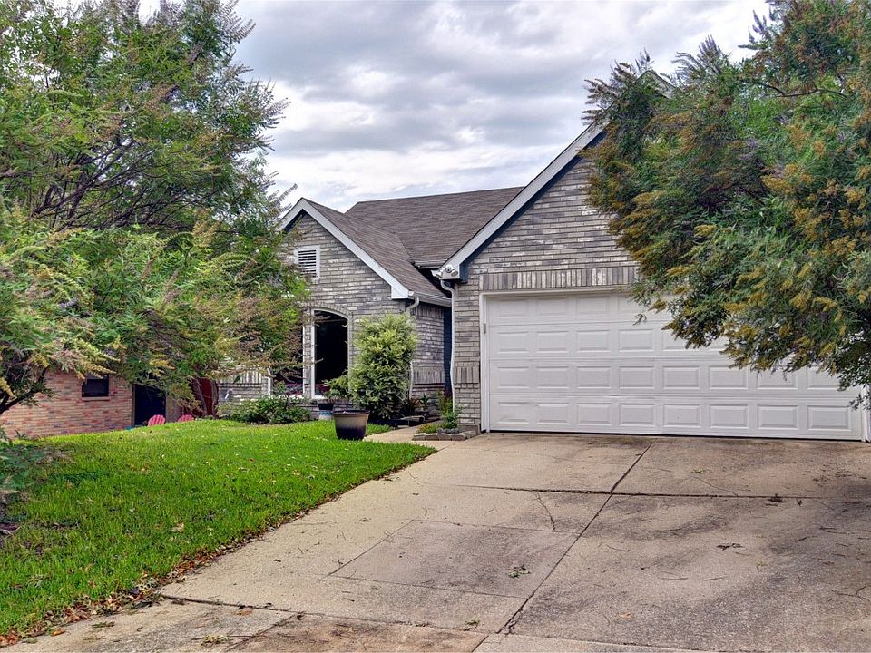1st image of 10029 Leatherwood Dr