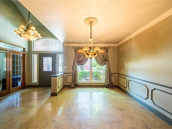 4th image of 2824 Aberdeen Dr