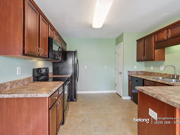 404 Birdstone Dr — Photo 3