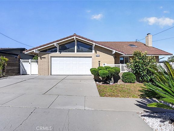 2nd image of 28027 Braidwood Dr