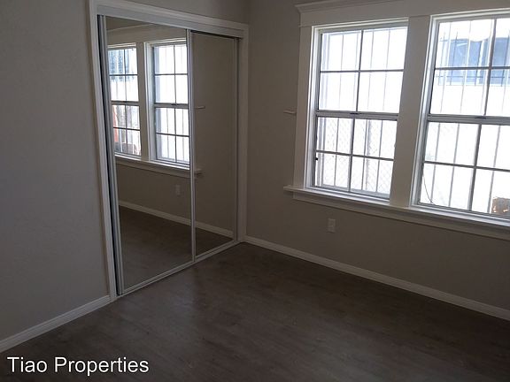 3rd image of 3463 Plata St