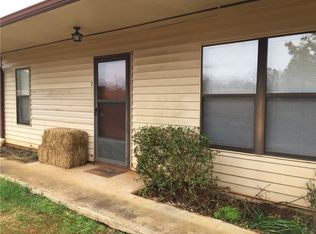 140 Kimball Ln #C, Walhalla, SC 29691