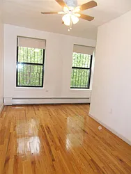 Rented by R New York