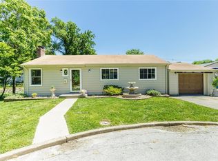 5 Jolruns Pl, Saint Charles, MO 63301