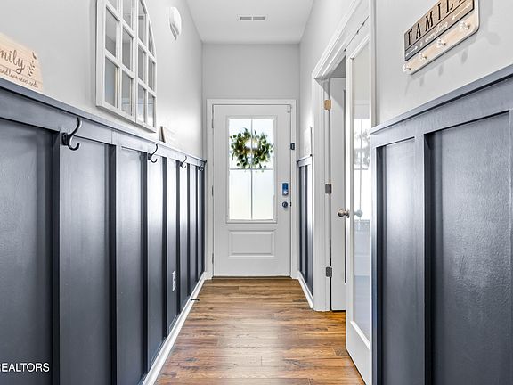 5th image of 7425 Grey Flannel Ln