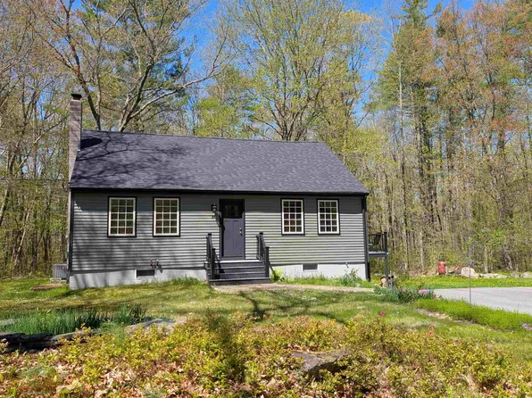 34 Brooks Road, Barrington, NH 03825