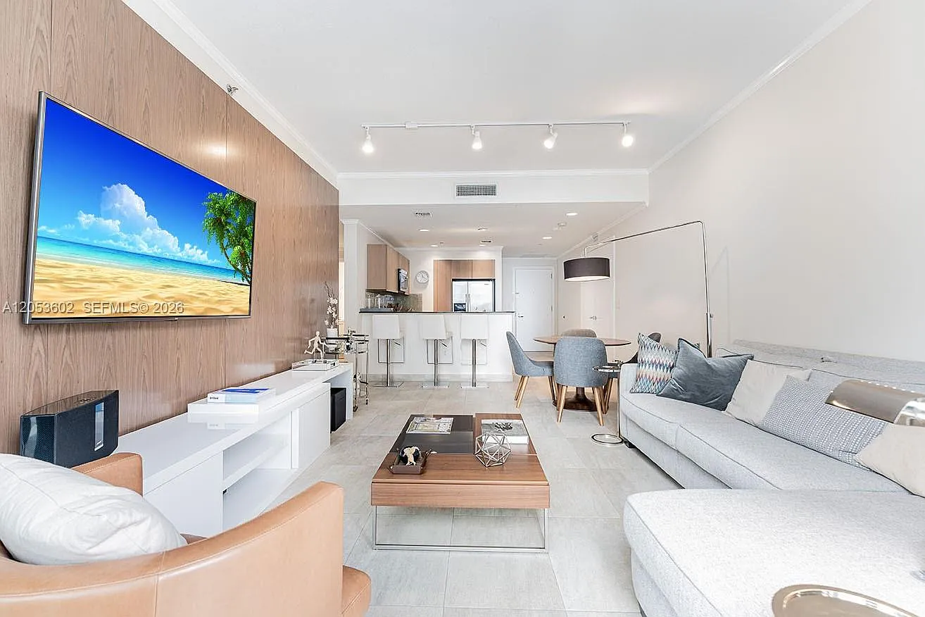 1060 Brickell Condo — Photo 1