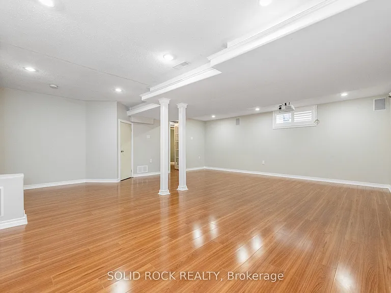 55 Gleeson Way W — Photo 43