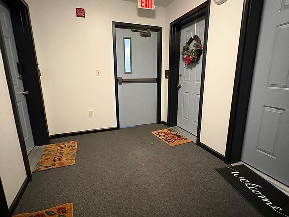 2nd image of 895 Cold Spring Rd APT 3