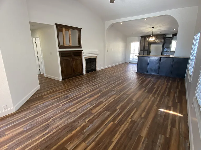 432 Dry Meadow Ln — Photo 4
