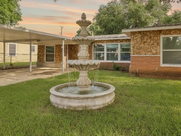 623 Weizmann St, San Antonio, TX 78213