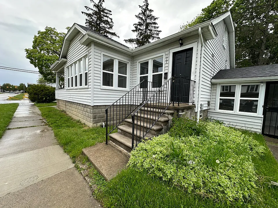 76 Park St #76