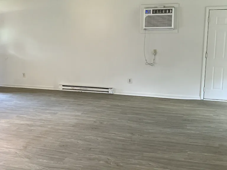 3 Bedroom Home for rent in Des Moines, IA — Photo 16