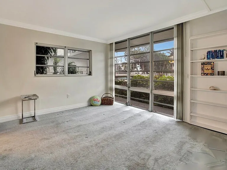 2727 Yacht Club Blvd #2A — Photo 12