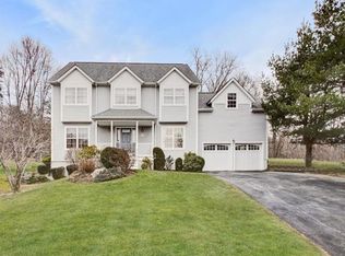 191 Hungerford Rd N, Briarcliff Manor, NY 10510