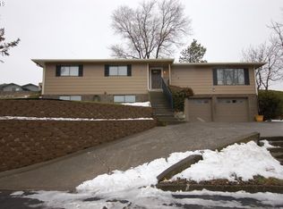 416 NW 22nd St, Pendleton, OR 97801