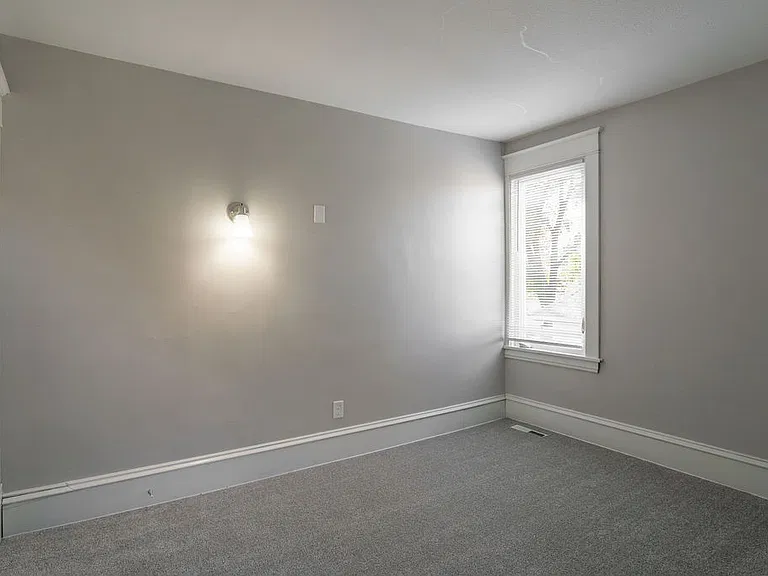 1606 Concordia Ave — Photo 26