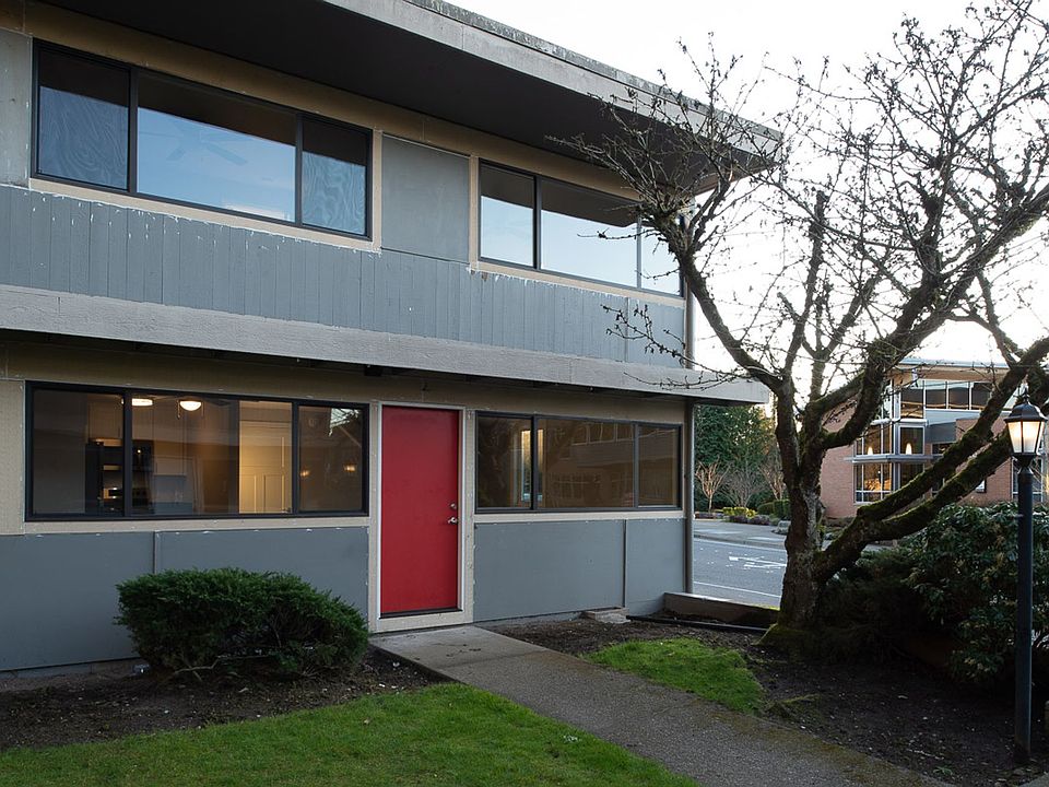 1st image of 546 156th Ave SE APT B