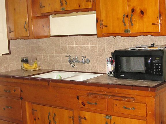 2nd image of 1232 N Hollywood Way #B