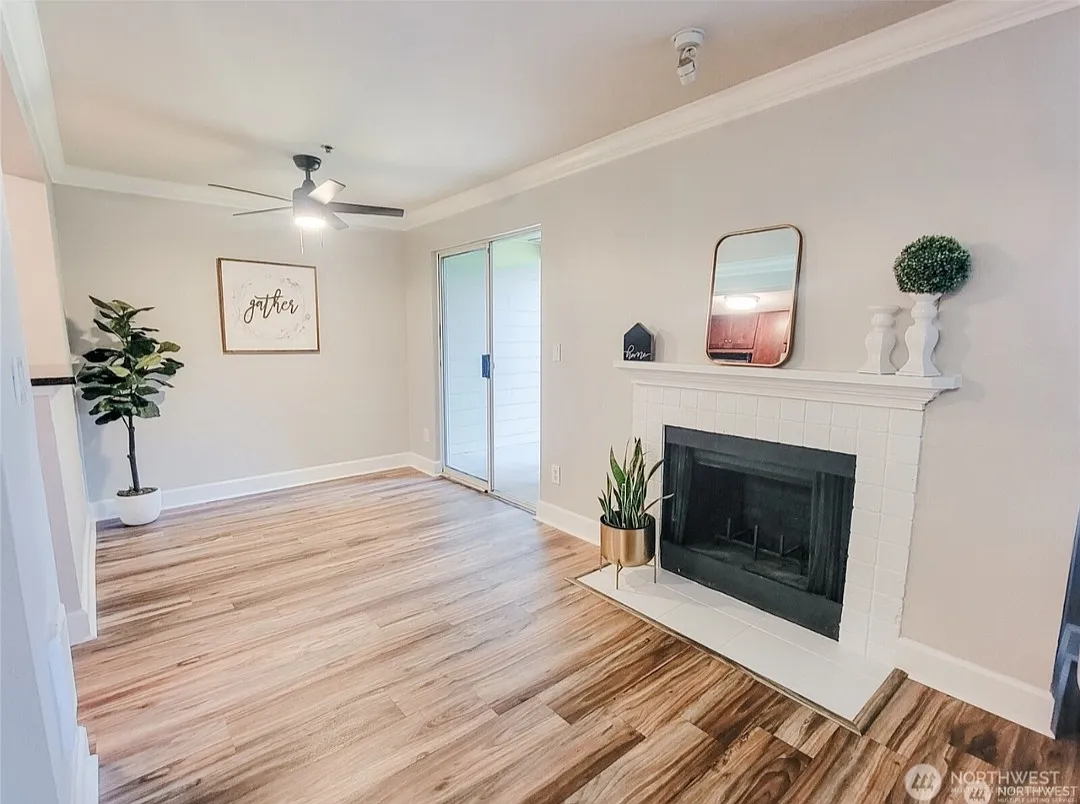 1 bed, 723 sqft, $1,995 — Photo 4