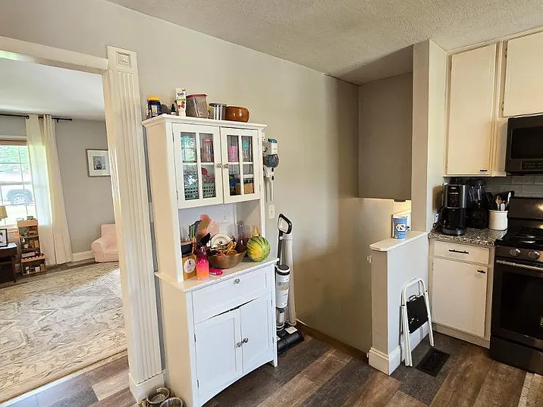 5813 Rangeley Dr — Photo 10