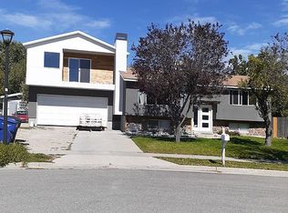 4182 W Zodiac Dr, Kearns, UT 84118