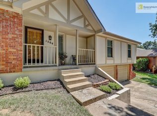 1504 SW Cherokee Strip, Blue Springs, MO 64015